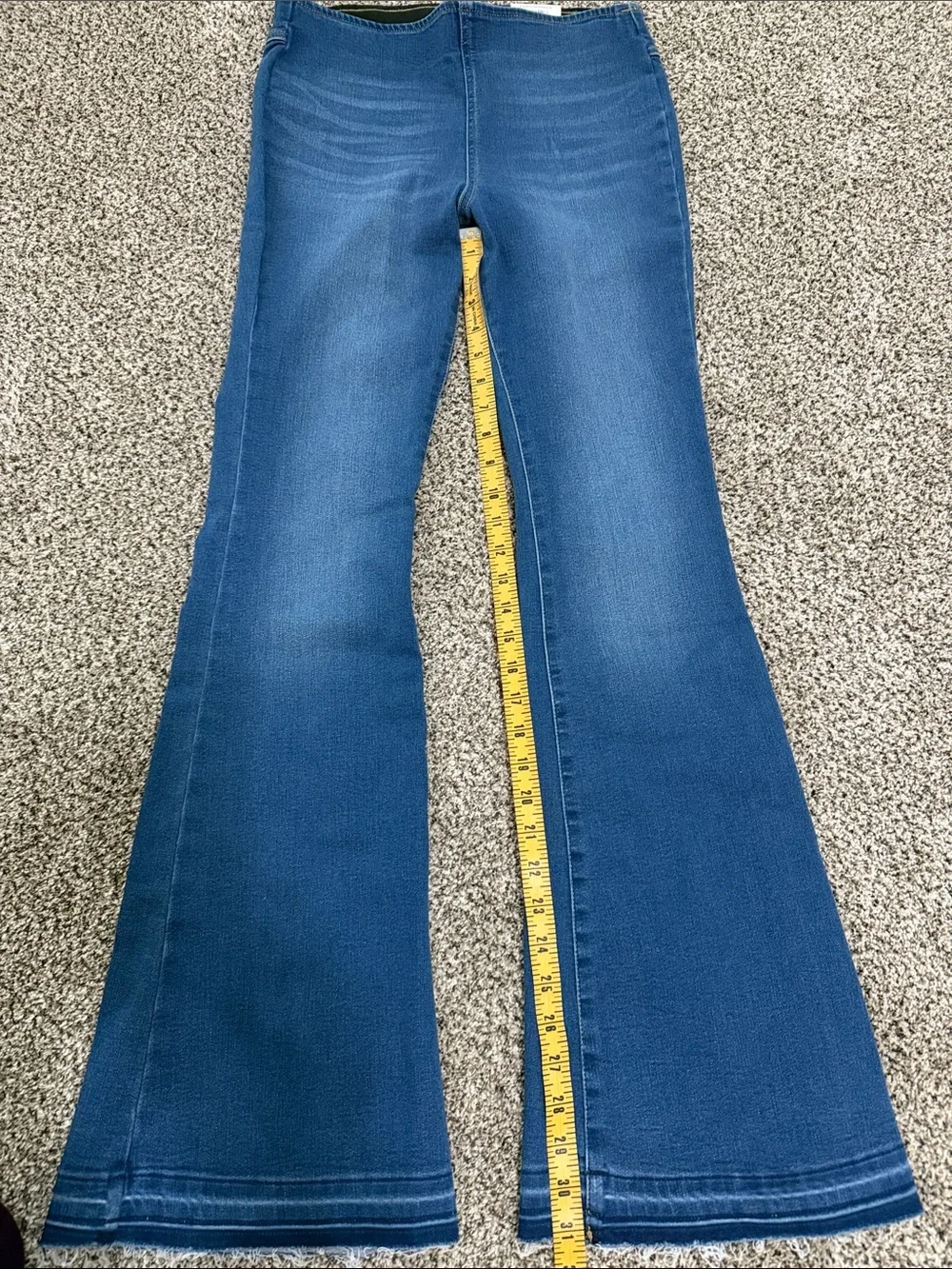 INC DENIUMWomen’s Blue Pineapple washHIGH RISE PULL ON Flare Jeans SIZE 4/27 NWT - Picture 4 of 8